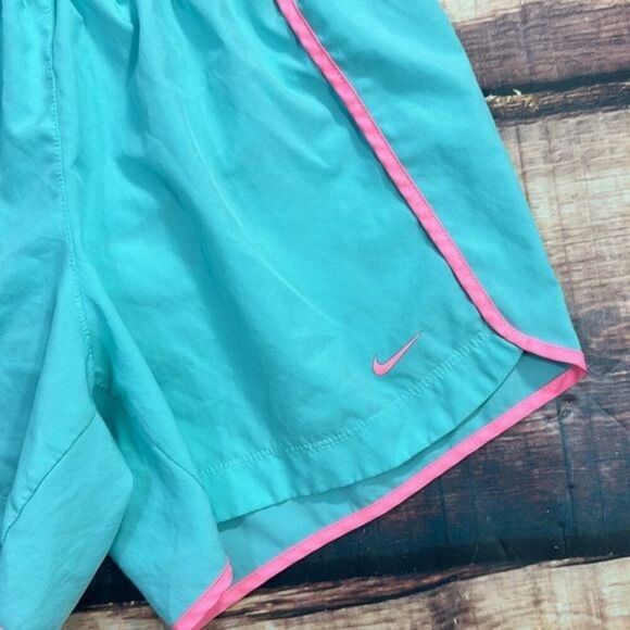 Nike Girls Shorts Mint Teal Running - Picture 2 of 2
